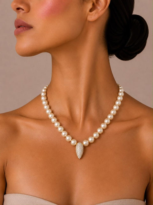DIANAxPENDANT