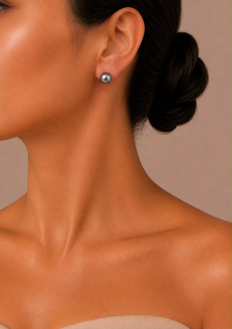 PEARL STUDS